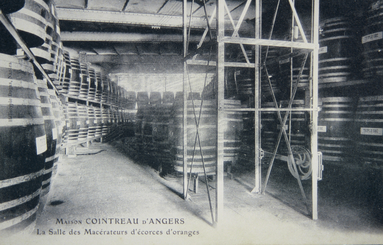 Fabrication du COINTREAU